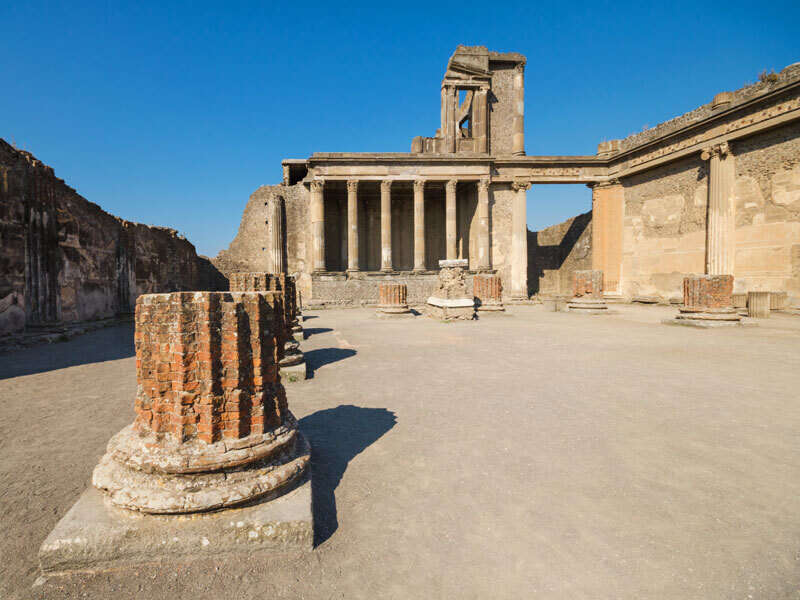 Npoles y Sicilia Monumental